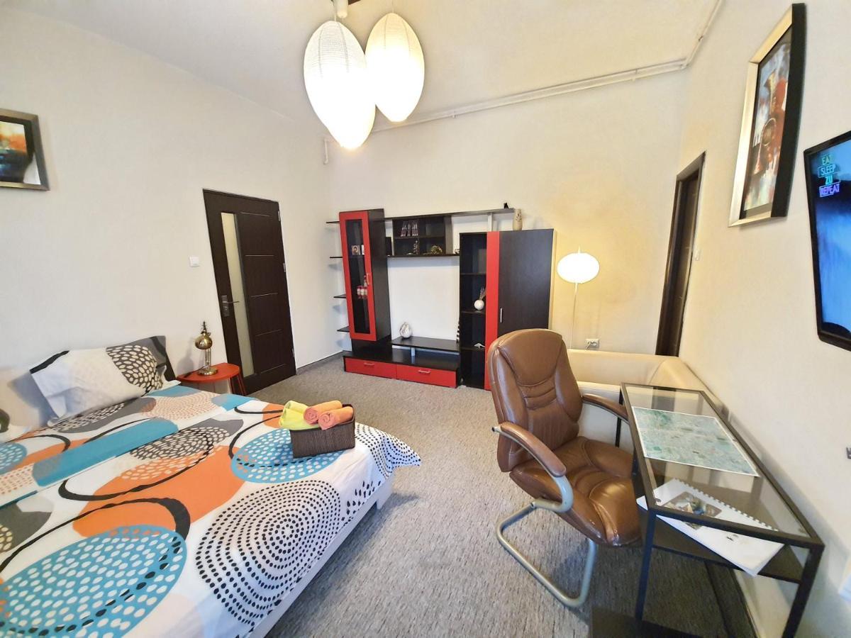 Global Downtown Apartments - Universitate - Calea Victoriei Βουκουρέστι Εξωτερικό φωτογραφία